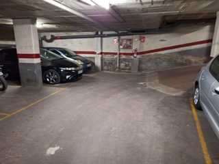 Lloguer Aparcament cotxe a Avenida meridiana 389. Parking para principiantes