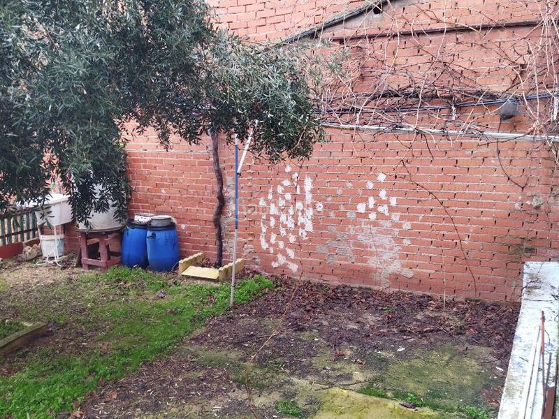 Foto ce7e5692-ac98-4561-bf15-e7541dcde808. Residential plot in calle libertad 38 in Campo de Criptana