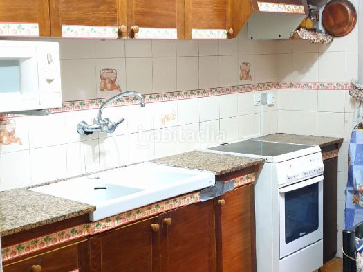Foto b99535dc-eb21-427d-a349-4bc6efe1cf99. Casa adossada a avda dels pins 23 a Can Nicolau - Les Sorres - Valparaiso Cunit