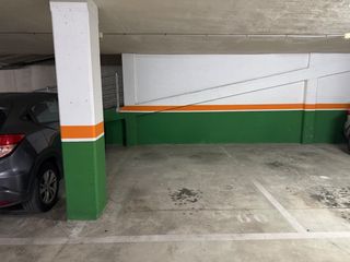 Lloguer Aparcament cotxe a Dolors bigas 2. Plaza de parking coche grande cómoda y económica.