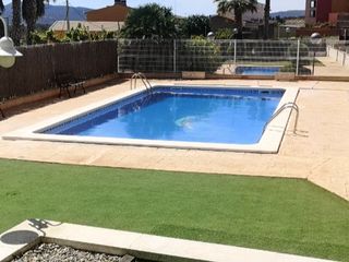 Casa adossada a Carrer torregassa 102. Tu casa ideal con piscina y vistas a la montaña!