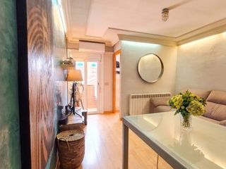 Piso en Can viloca 67. Muy luminoso totalmente exterior para entrar a vivir