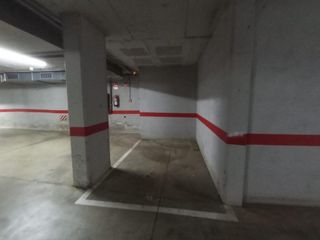 Rent Motorcycle parking in Magallanes 57. Parquing para motos