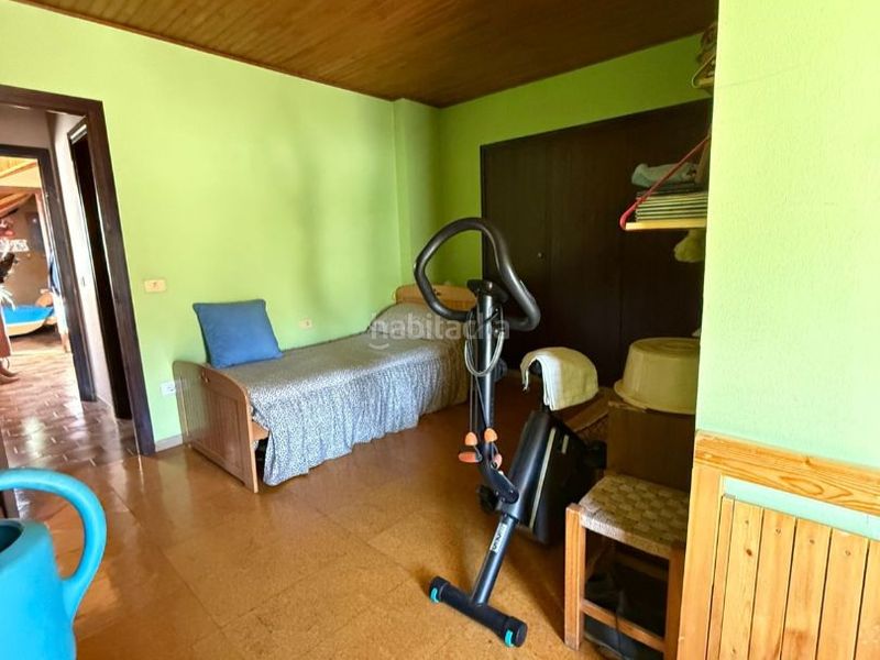 Foto e961595f-7588-4fb7-badb-46a3d1f5402b. Dúplex en carrer de joaquim viola lafuerza 31 amplio dúplex de 5 habitaciones con terraza y plaza de parking incluida en Seu d´Urgell (La)
