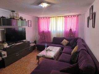 Flat in Avinguda europa  73. Piso al lado de la estación en un bajos