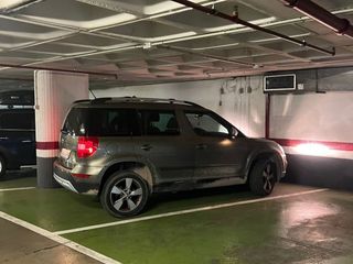 Lloguer Aparcament cotxe a Ronda sant pere urquianona 19. Plaza parquing urquinaona coche mediano 105€
