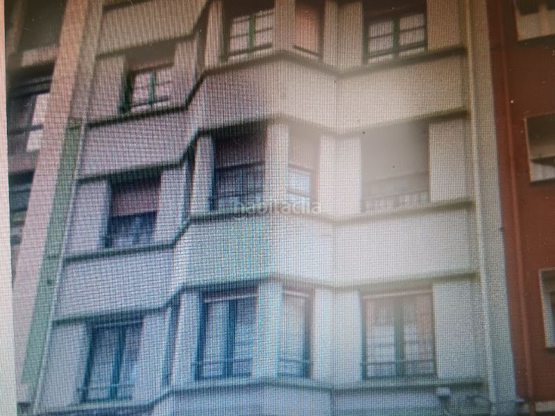 Foto b88cb06e-ab3b-4a7e-a036-0730e6370580. Piso en marques de casa valdes 24 venta edificio Centro de gijon en Gijón