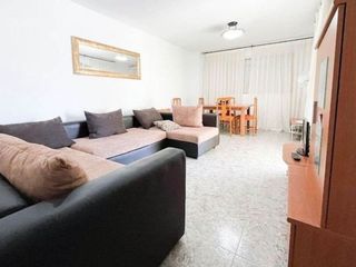 Location Appartement à Calle censor 4f. Piso céntrico, totalmente equipado y amueblado.