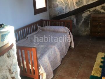 Foto 4b2bc178-ed03-438c-bbd2-846f7e617281. Casa en plaza españa 1 casa unifamiliar de varios pisos reformada para entrar a vivir en Valderrobres