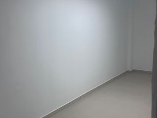 Rent Business premise in Calle alcalde rafael higon  1. Alquiler de trasteros en chiva