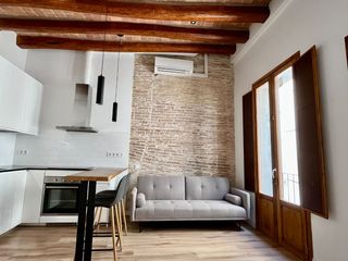 Piso en Carrer d'en roca 10. Reformado integralmente de diseño en el barrio gótico