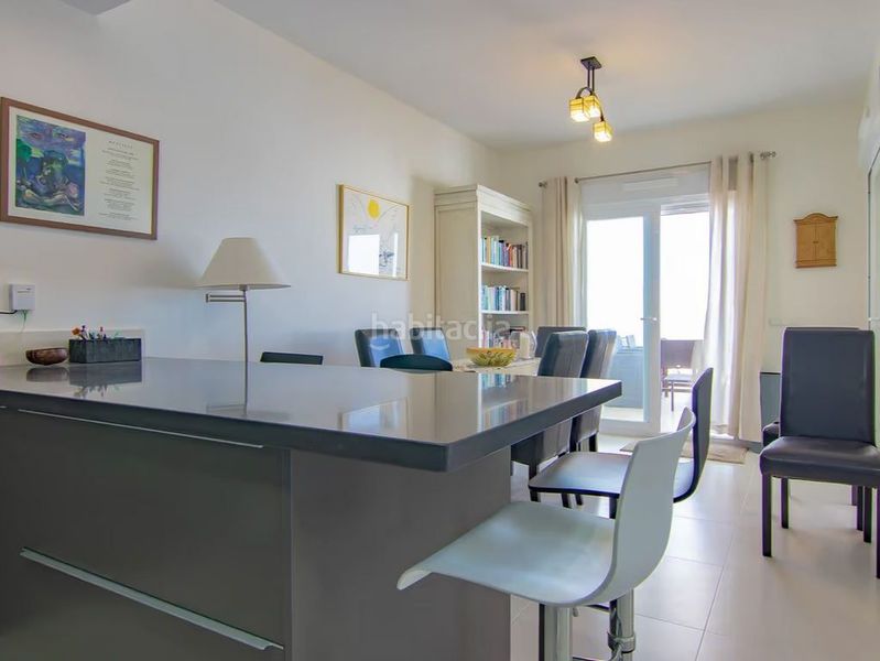 Foto 65f0bf13-3541-42b7-b409-a7dc59f88c74. Rent chalet in c. tizona 4 in Almayate Bajo