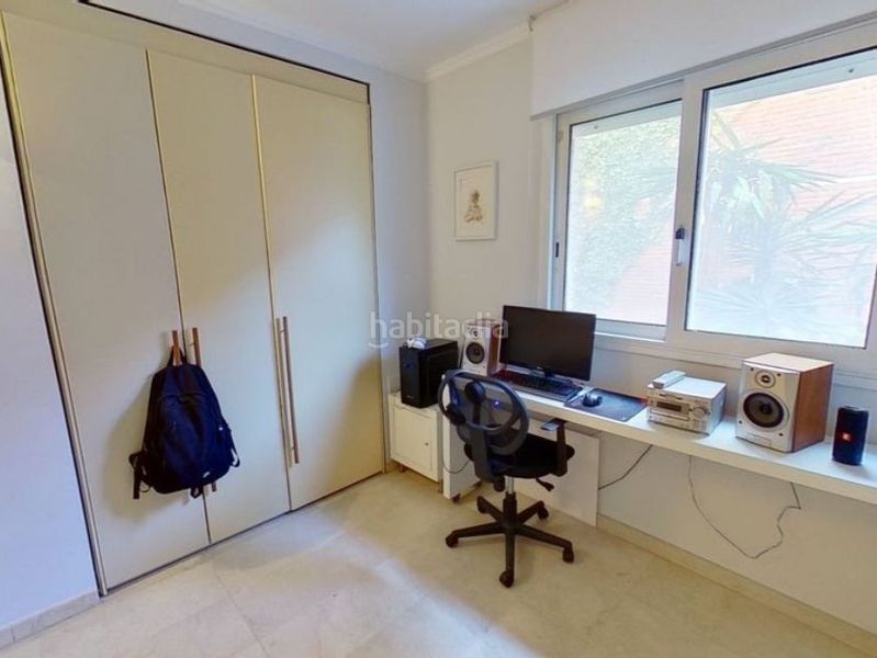Foto 2c925dd2-d7ac-4a9b-ae33-cf7d659c3d2d. Semi detached house in josep renom 99 in Centre Sabadell