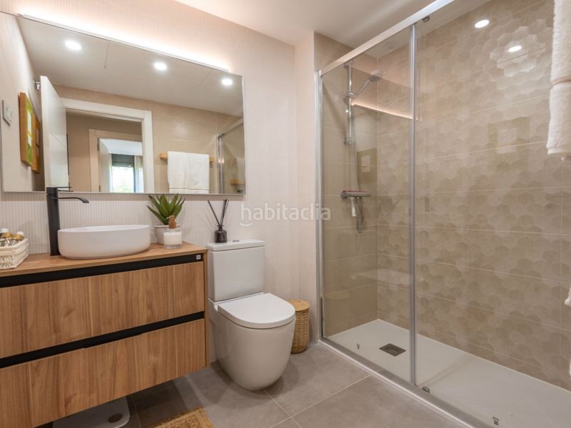 Foto 7bf871cb-334d-4b5c-959a-b7443103911b. Semi detached house in josep renom 99 in Centre Sabadell