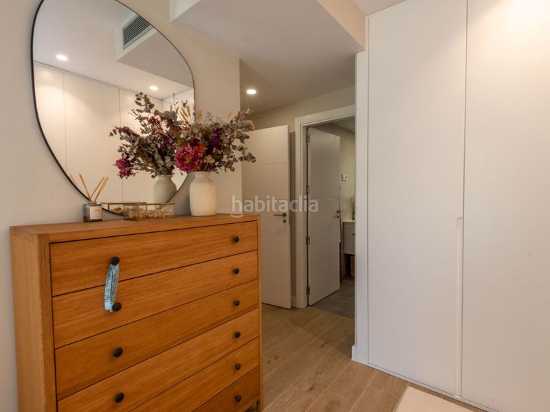 Foto c268ffb9-e00d-4346-8efb-d32f2d0175c3. Semi detached house in josep renom 99 in Centre Sabadell
