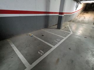 Miete Motorradparkplatz in Salvador seguí 22. Plaza de parking de moto