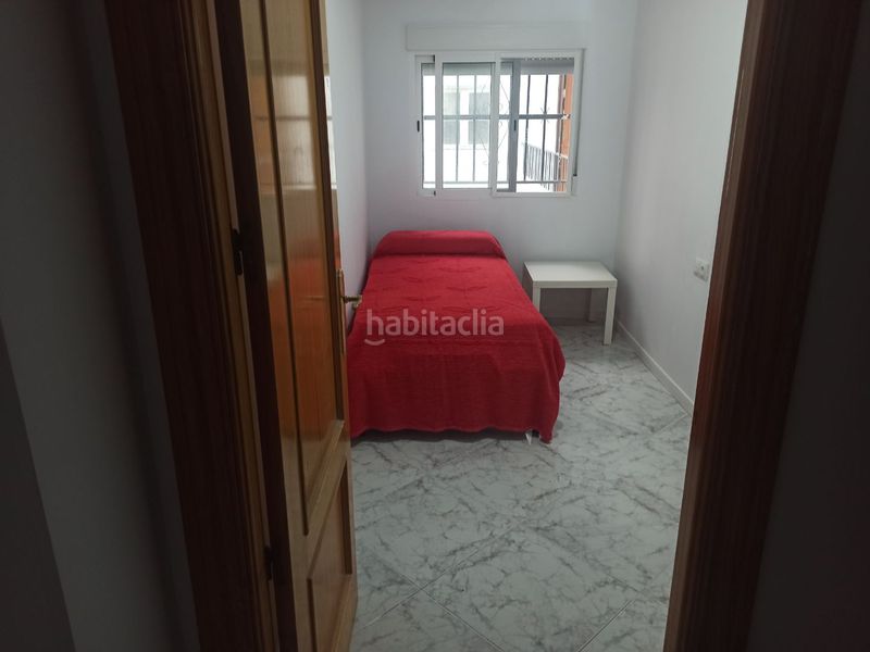 Foto 427d527e-ee3e-442a-ac1e-e8e1dae54bef. Piso en arzobispo guerrero 19 piso reformado · entrada inmediata · sin comision inmobiliaria · sin obras · piso reformado · sin sorpresas en Granada