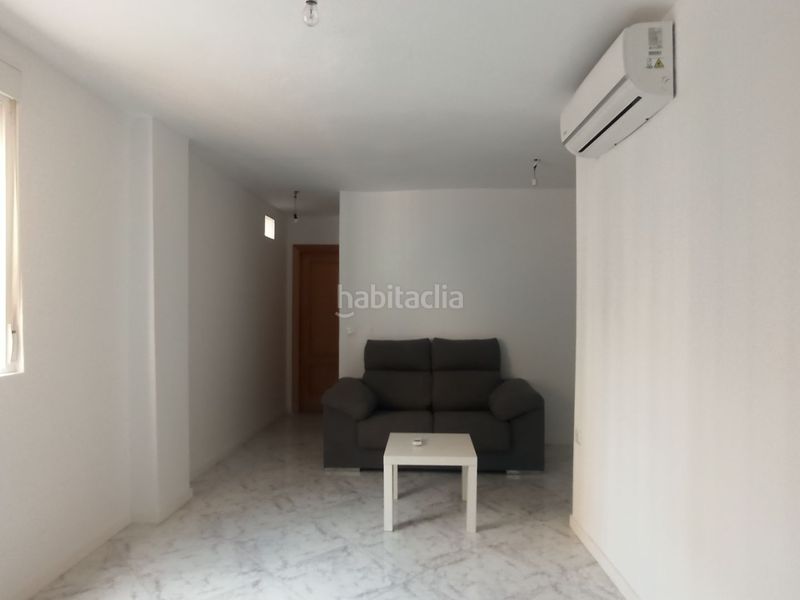 Foto 5be09d84-024d-42aa-84a6-6299ac563e82. Piso en arzobispo guerrero 19 piso reformado · entrada inmediata · sin comision inmobiliaria · sin obras · piso reformado · sin sorpresas en Granada