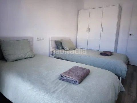 Foto 79db3f01-c24b-4755-98da-272ea40ba8b3. Àtic a ignasi iglesias 2 a Els Pins Blanes