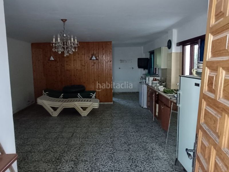 Foto 6144984c-ddb7-46d4-be57-74a55c151c97. Casa en calle andalusia 18 magnífica villa con piscina y gran potencial en Lloret de Mar