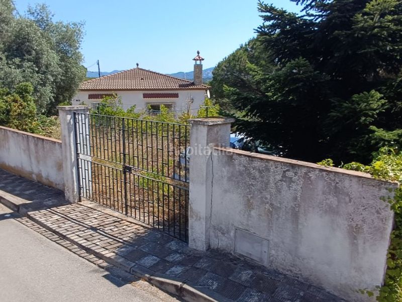 Foto a597925d-7d96-460e-ad29-55a563927d65. Casa en calle andalusia 18 magnífica villa con piscina y gran potencial en Lloret de Mar