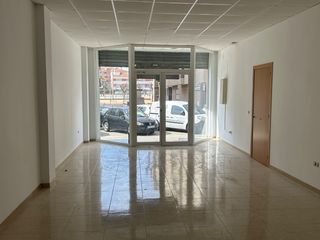 Lloguer Local Comercial a Paseo de europa  58
