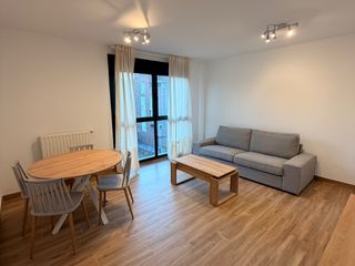 Location Appartement à Beatriz galindo 1. Piso amueblado a estrenar