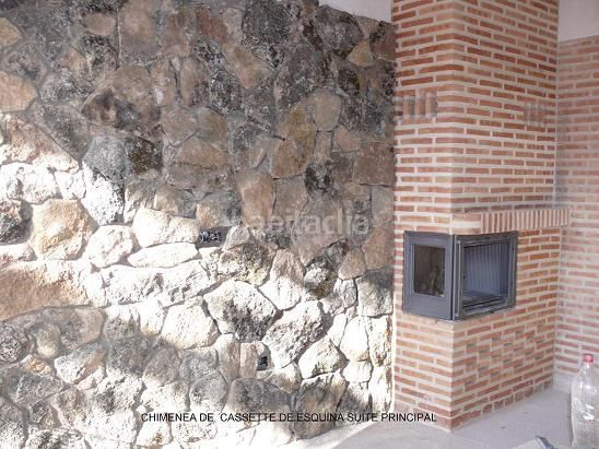 Foto 832f26ea-48c0-45f6-87af-842ce7dd0aaa. Chalet en linar 11 chalet independiente en casco urbano pueblo en Navacerrada