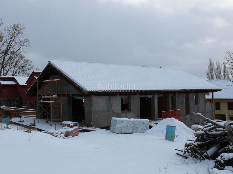 Foto f8c76ffc-14c3-48a2-961f-44076424d891. Chalet en linar 11 chalet independiente en casco urbano pueblo en Navacerrada