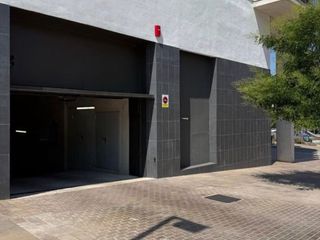 Miete Motorradparkplatz in Puig del ravell 1 a. Plaza de parking para moto en la zona de la sínia, martorell.