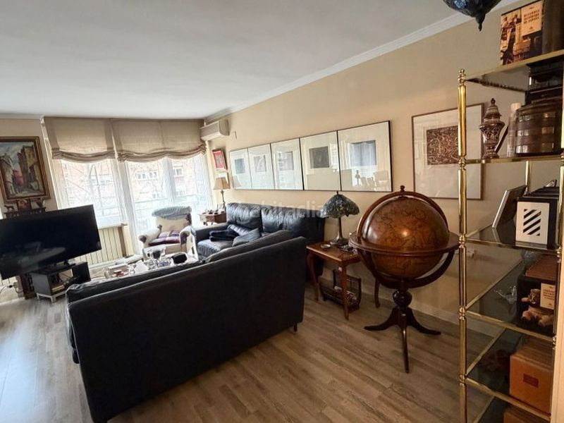 Foto d6fbf83a-b639-4862-bbeb-1d714bff7897. Piso en poeta manuel de góngora 15 piso en calle poeta manuel de góngora sin agencia en Granada