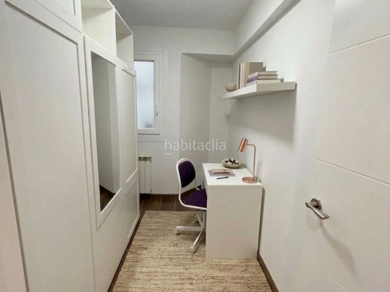 Foto 1d3b43f9-dae7-4c40-8b84-330b6e523cc5. Piso en bixkonde kalea 3 se vende piso reformado junto a la playa en Zarautz