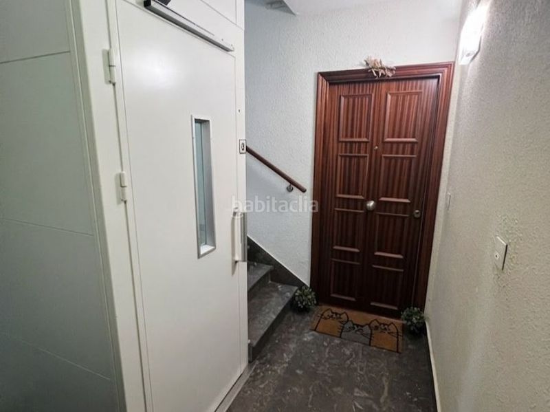 Foto 2e5965b5-cb04-418e-ad90-5c43b97e3139. Piso en bixkonde kalea 3 se vende piso reformado junto a la playa en Zarautz