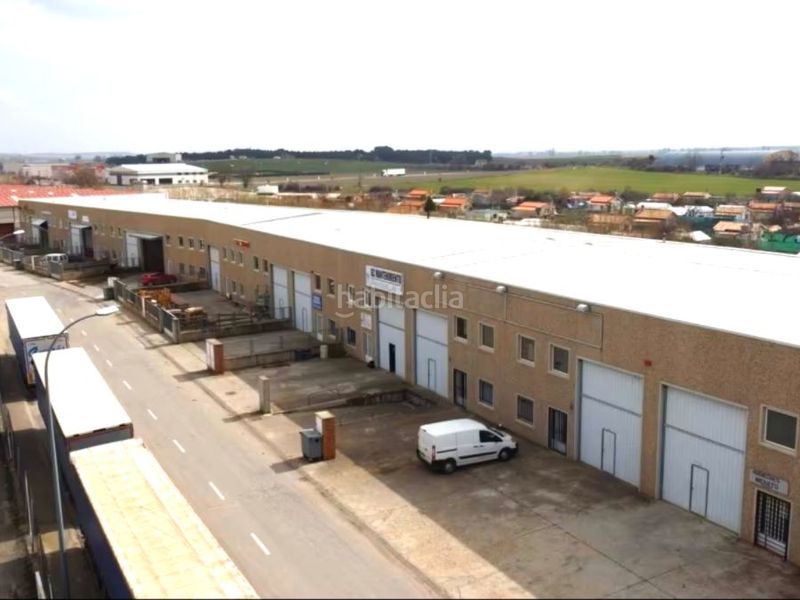 Foto b32b642f-93c1-4e3d-98c7-81791491aa21. Rent industrial building in c/ encina 23 in Almazán