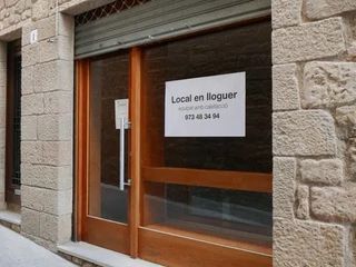 Affitto Locale commerciale in Llices 1. Alquiler de local