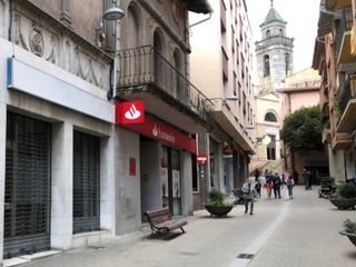 Lloguer Local Comercial a Josep ximeno  6. Local a llogar per diferents activitats