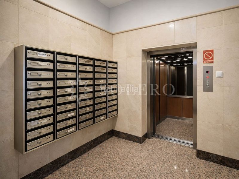 Foto b4ad6844-aebc-4b7b-8497-eea43511bcec. Piso en alcantara 23 piso luminoso en el corazón del barrio de salamanca - Goya en Madrid