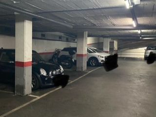Affitto Posto auto in Carrer del músic jaume isern 1. Comodo pl -1
