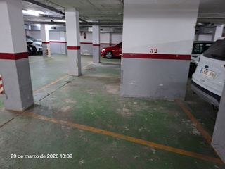 Miete Autoparkplatz in Narcis monturiol 1