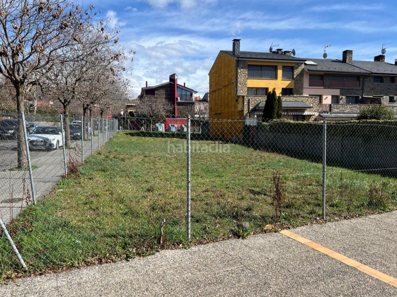 Foto 6dd66e20-a747-47c8-b10b-de25ef487913. Terreny residencial a calle de setúria 25 a Seu d´Urgell (La)