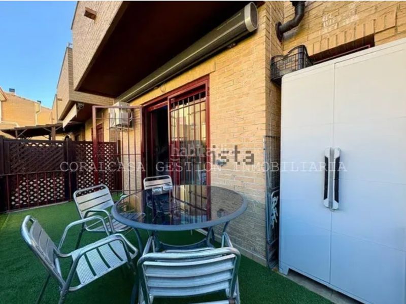 Foto 133d39dc-3923-4ae3-a96a-d7946ff241ce. Casa adossada a anglesos 8 a Almenara
