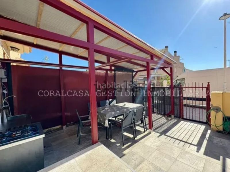 Foto 70b379e1-f618-405d-89e8-7ddb55d0eb26. Casa adossada a anglesos 8 a Almenara