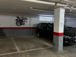 Miete Autoparkplatz in Avda. verona terol 18. Se alquila plaza de garaje amplia en zona port (platja d’aro)