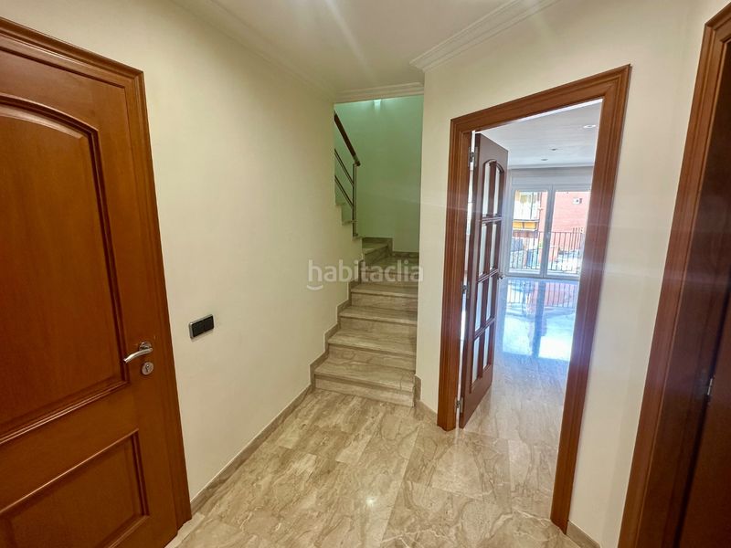 Foto fac38e6e-79b6-4b37-a0cb-8a4be5c8e701. Casa adossada a carrer plana 23 a Campdevànol