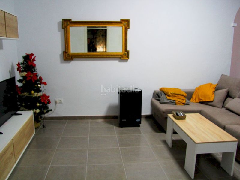 Foto d2b358a6-e991-4d37-9934-0671b25adf2a. Casa a calle real 23d a Cortes de la Frontera