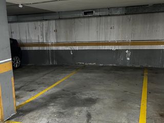 Affitto Posto auto in Emilio gonzález lópez  55