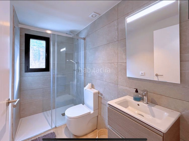 Foto cde7eef5-b97e-47df-a426-89706d42e9c5. Apartamento en carrer terra roja 2 apartamento nuevo vista mar playa de pals en Begur