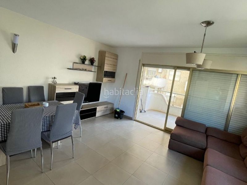 Foto bc039049-706e-437e-ac59-5b34b525da69. Apartamento en carles buïgas 38 apartamento de 86 m² 3 dormitorios, piscina, reformado y amueblado a nuevo. listo para vivir o alquilar con alta rentabilidad. en Salou