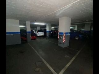 Lloguer Aparcament cotxe a Travessera de les corts 173. Se alquila parking a 1 min del camp nou