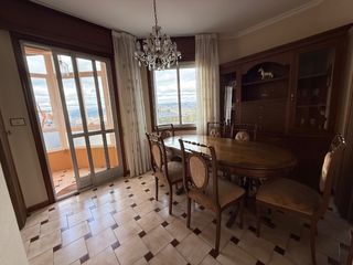 Miete Etagenwohnung in Alfonso x el sabio 17. Precioso piso amueblado todo exterior